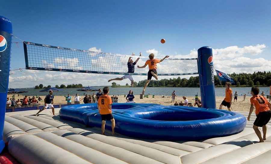 Bossaball Volleyball