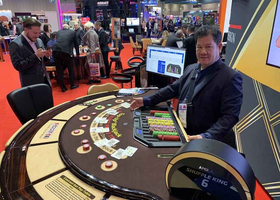 How To Play Blackjack At A Land Based Casino?